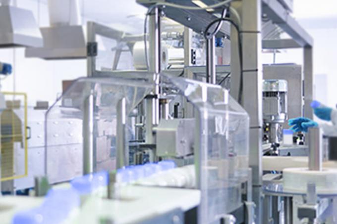 Chemiczny wielofunkcyjny lakier do oczu, linijka do ust i ołówek do brwi w różnych kolorach 15